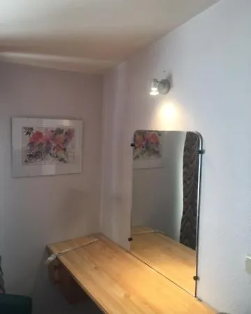 Petite Chatelaine Batiment Les Chevaliers Herbeumont